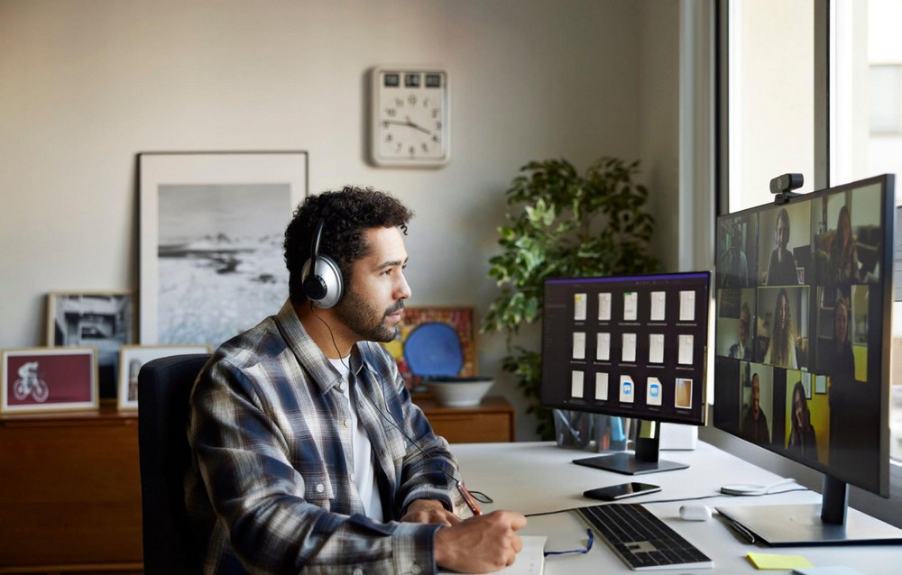 Làm việc từ xa là một trong những hình thức mà rất phổ biến trong thời đại chuyển đổi số hiện nay
