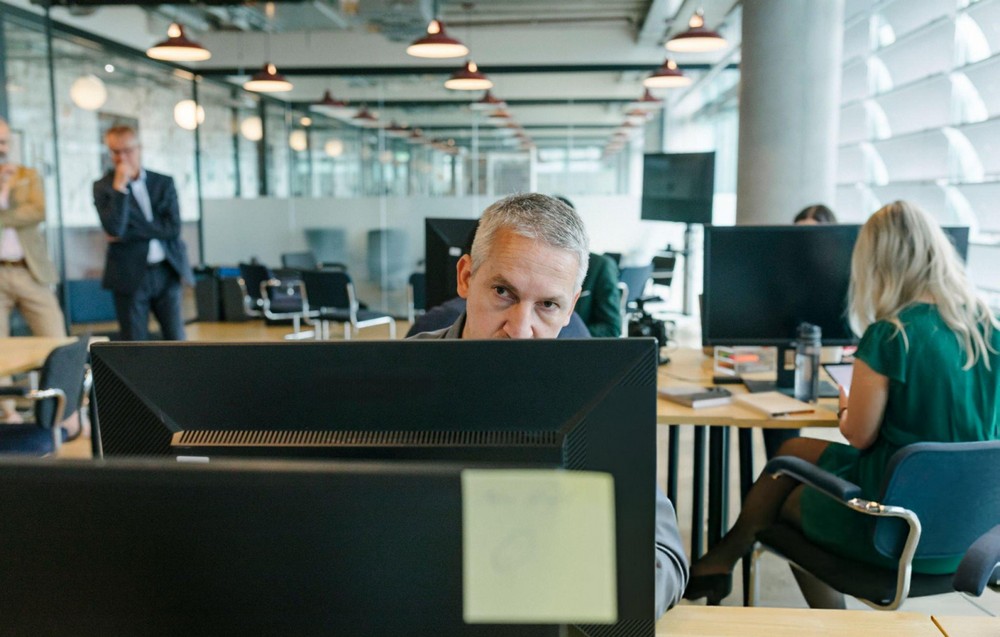 Cần làm rõ xác định nguyên nhân gây khiến các nhân viên làm việc mà không có trách nhiệm