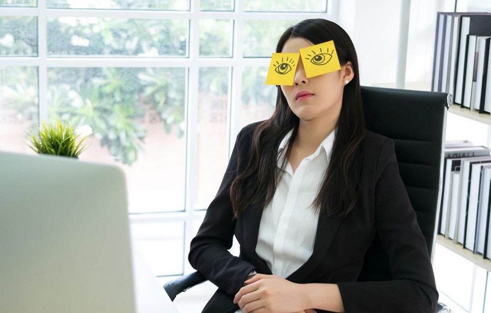 Có rất nhiều nguyên nhân dẫn đến tình trạng phòng Sale phản hồi chậm với khách, điển hình là do cách quản trị nhân sự và khách hàng