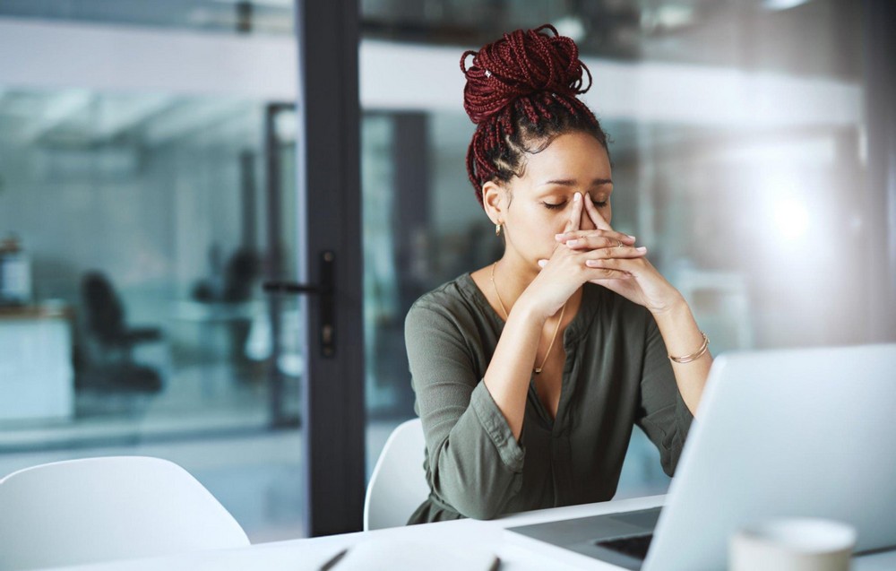 Cần xem mức độ nghiêm trọng của tình trạng phản hồi khách chậm của công ty đang ở mức độ nào